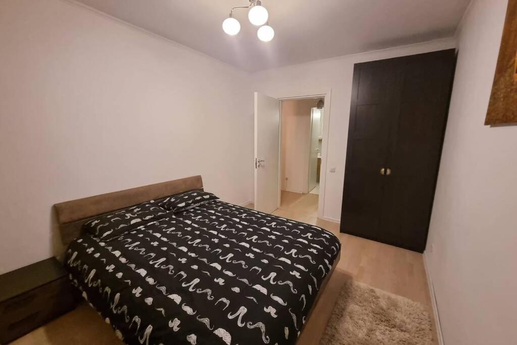 Park Residence 5, 2 Bedroom Apartment Βουκουρέστι Εξωτερικό φωτογραφία