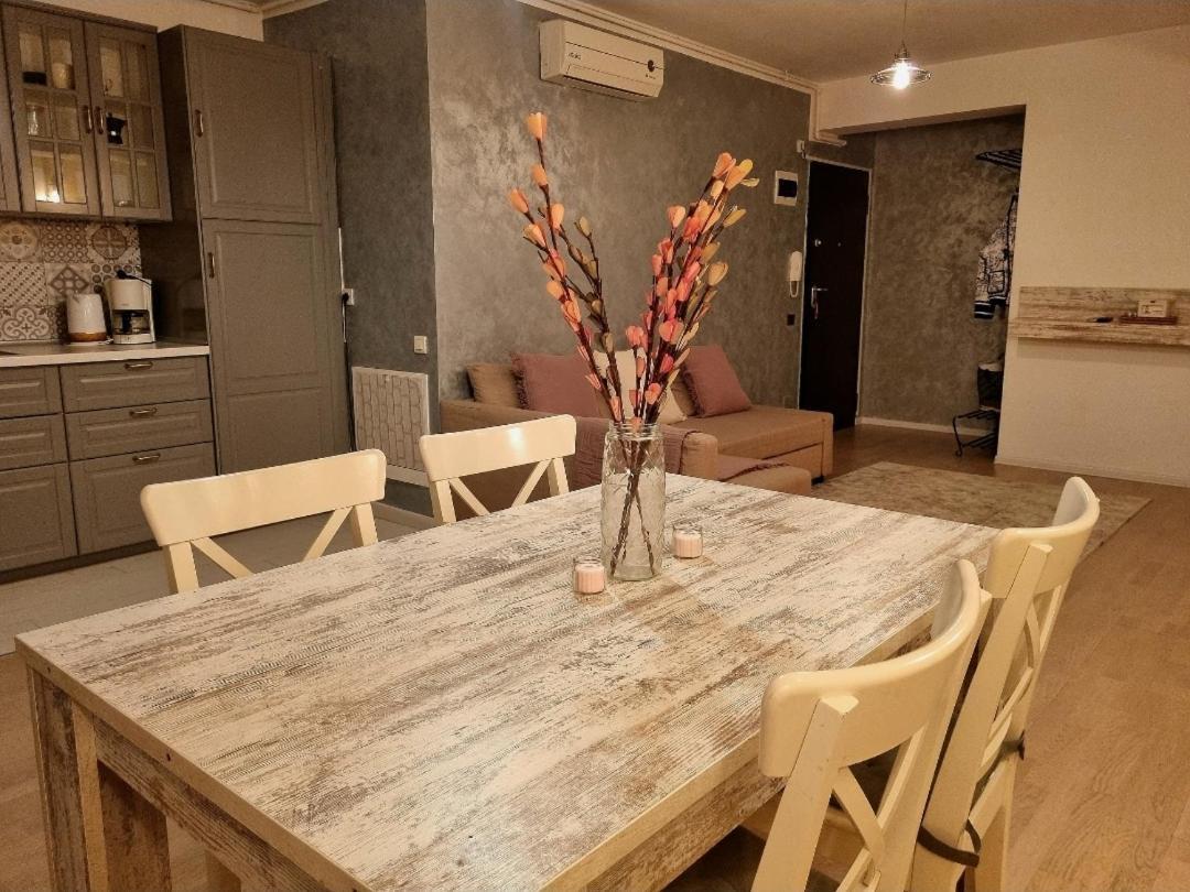 Park Residence 5, 2 Bedroom Apartment Βουκουρέστι Εξωτερικό φωτογραφία